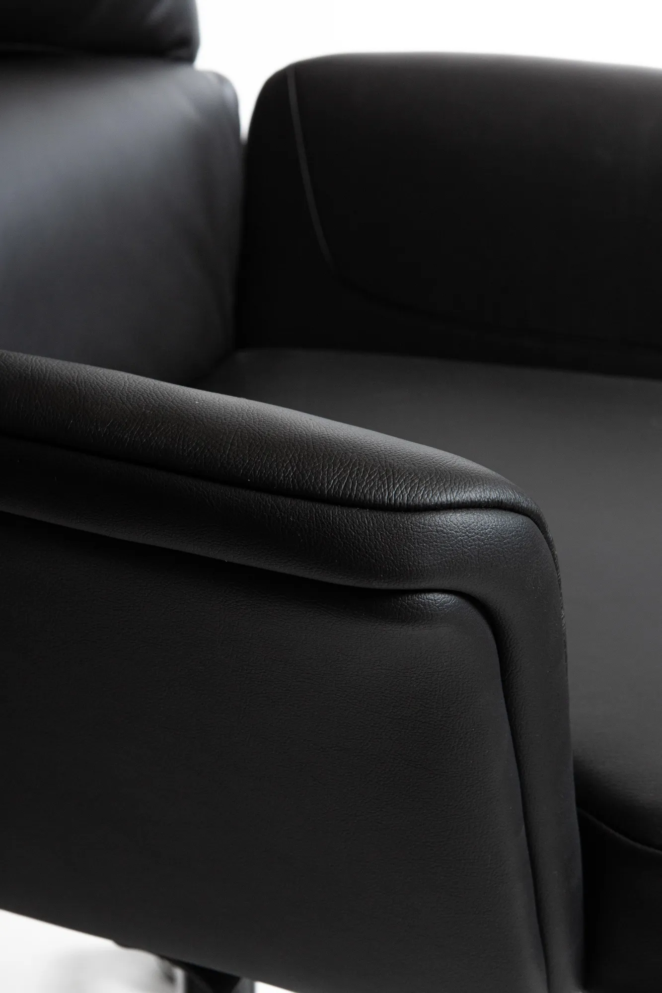 Изображение кресло norden bonno черная кожа